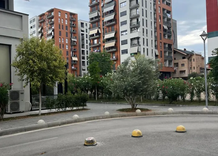 Bliss アパート ティラナ