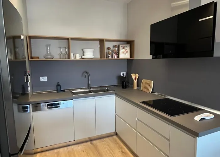 アパート Bliss ティラナ